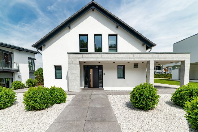 Fenêtre triple vitrage à Angers façade